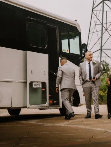 wedding bus rental service